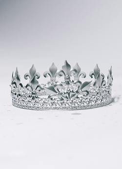 Круне проклете Јерине